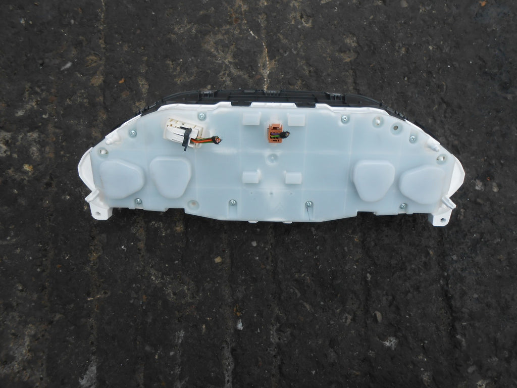 PEUGEOT 2008 2016 1.6 BlueHDI (bhy) CLOCKS SPEEDO INSTRUMENT CLUSTER 9813849580