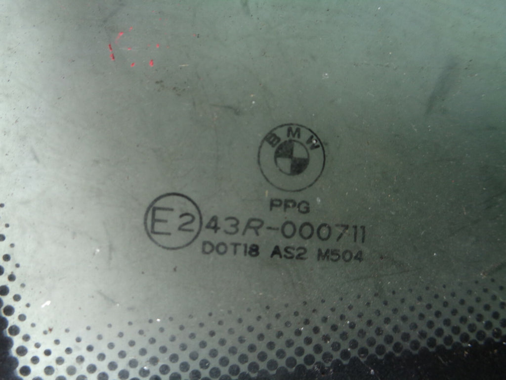 BMW Z3 1997 E36 OSF DRIVER SIDE FRONT QUARTER GLASS