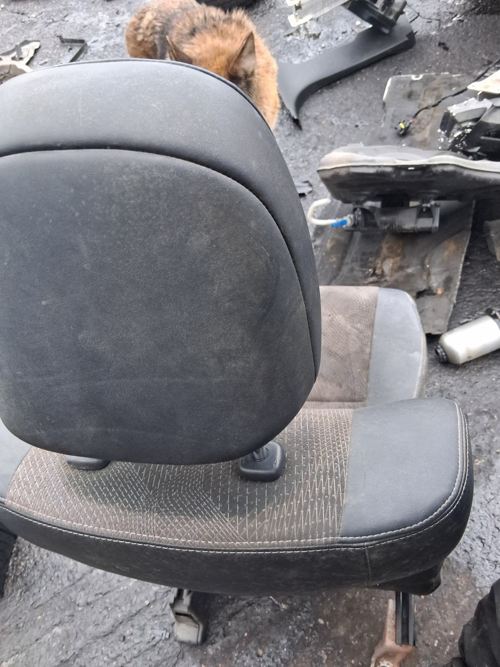 2013 TOYOTA ESTIMA MK3 NSF PASSENGER SIDE FRONT LEFT COMPLETE SEAT HALF LEATHER