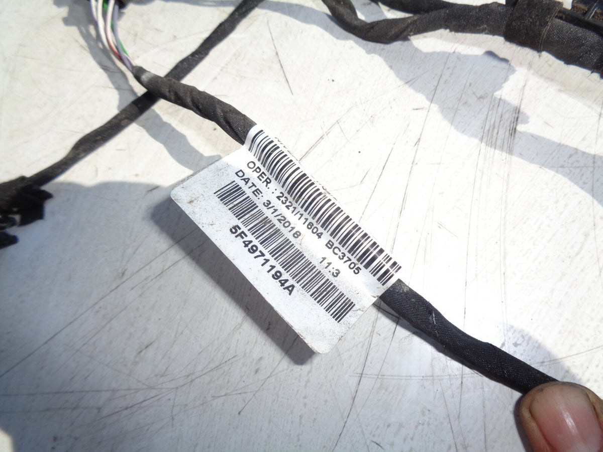 SEAT LEON MK3 2018 REAR BUMPER PARKING DISTANCE CONTROL SENSOR UNIT 5F4971194A