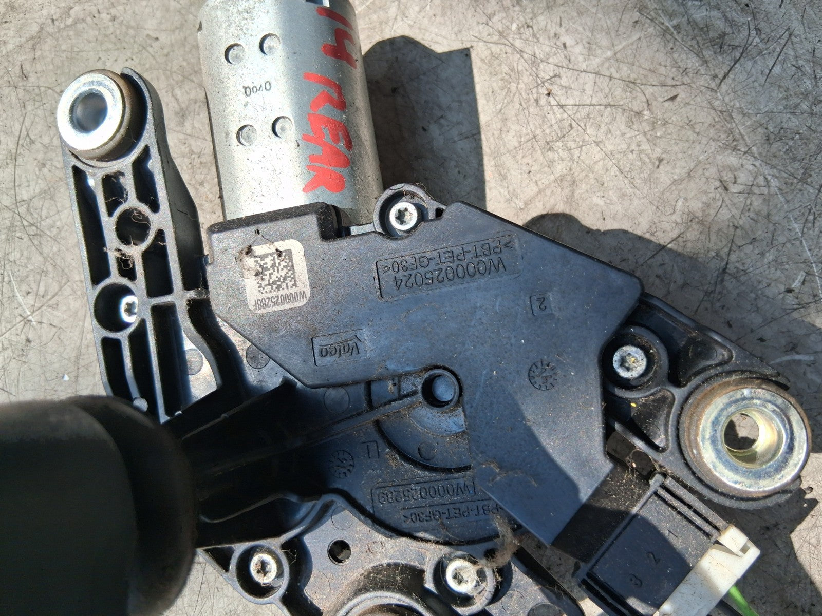 MERCEDES BENZ CLA 2014 BOOTLID TAILGATE REAR WIPER MOTOR A1569060000