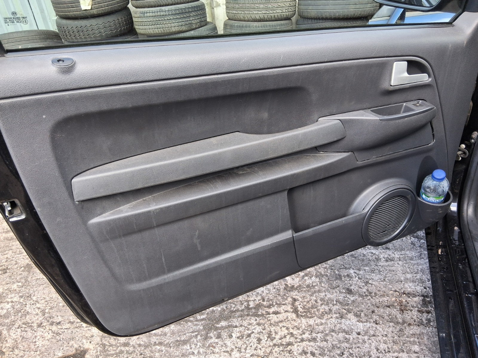 2011 VW VOLKSWAGEN FOX 3 DOOR NS PASSENGER SIDE FRONT LEFT DOOR CARD PANEL