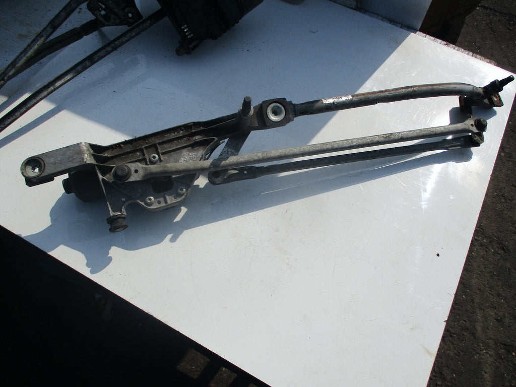 FORD FOCUS MK2 1.6 FRONT WIPER MOTOR 4M51 17504 BD