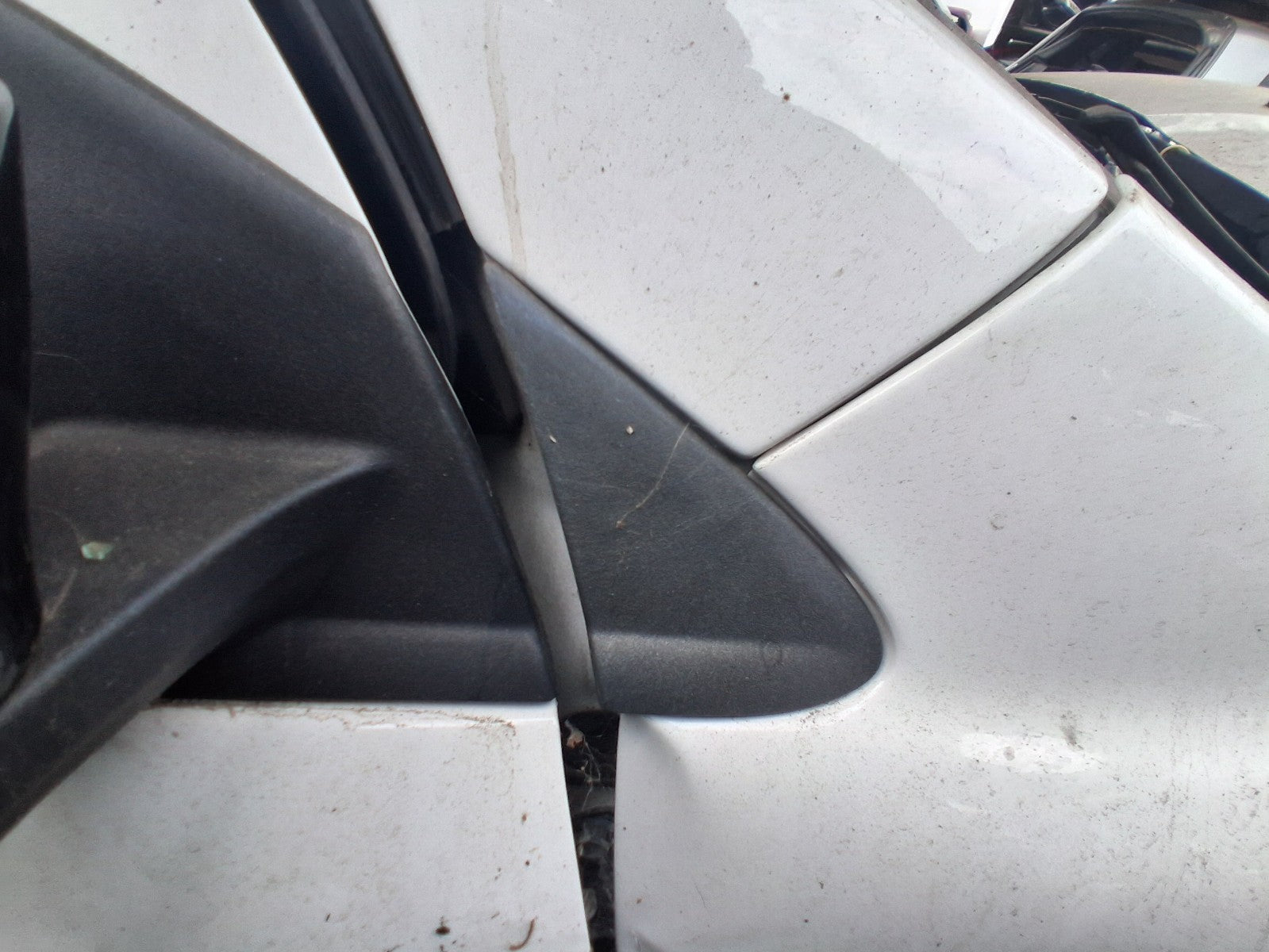 2018 FORD KA + PLUS MK3 OSF DRIVER SIDE WING MIRROR TRIM
