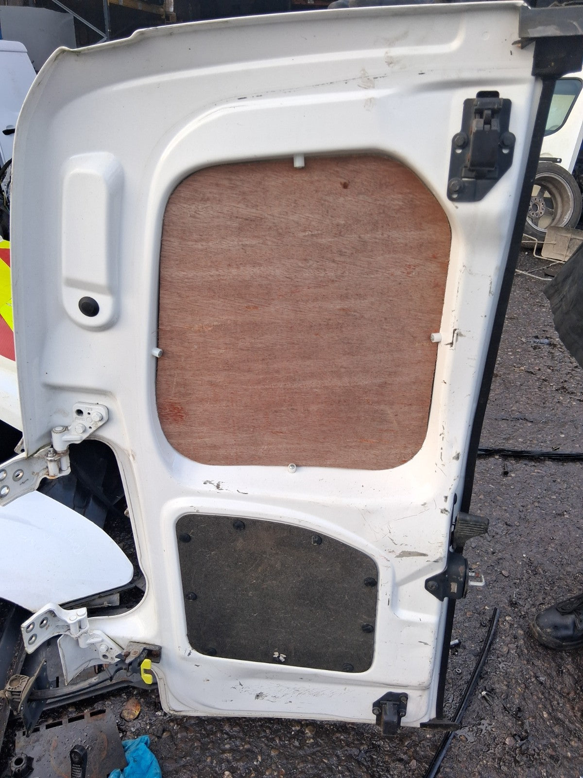 2018 PEUGEOT PARTNER MK2 OSR DRIVER SIDE REAR RIGHT COMPLETE DOOR WHITE