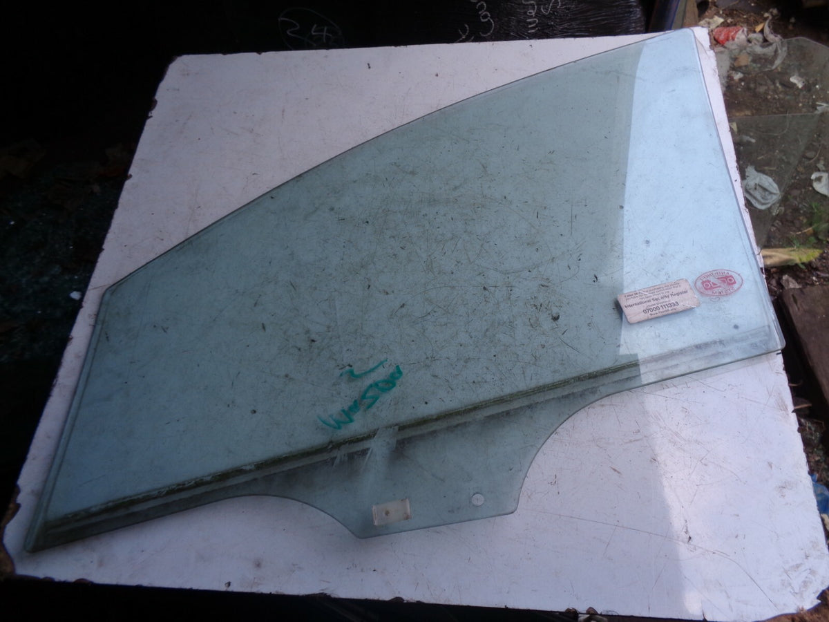 MAZDA 5 OS DRIVER SIDE FRONT DOOR WINDOW GLASS