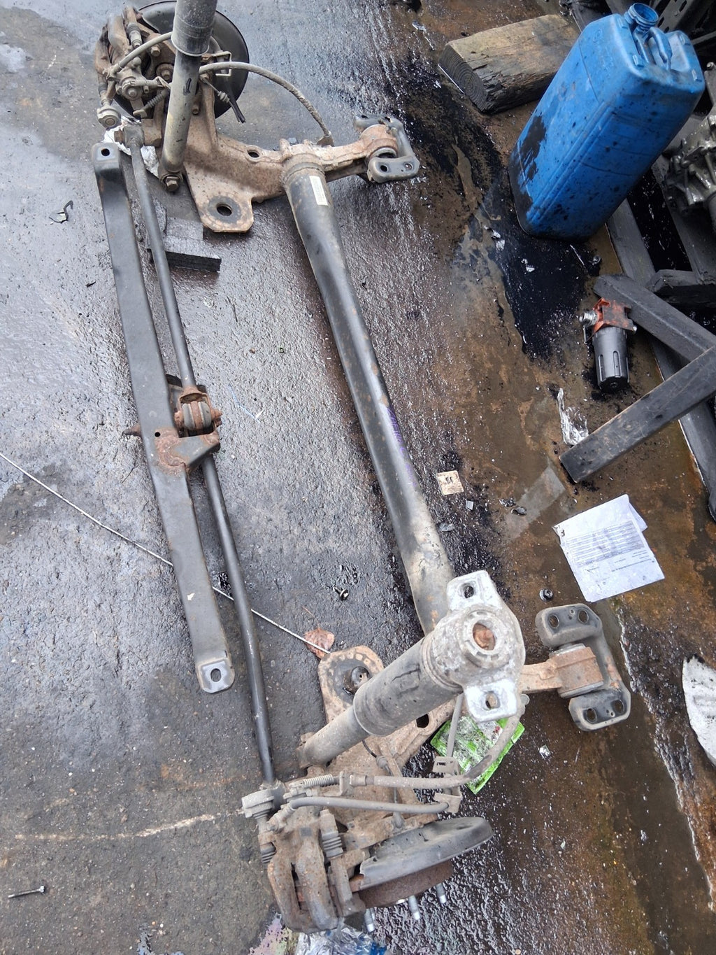 VAUXHALL ZAFIRA C 2017 REAR COMPLETE AXLE BEAM DISC ASSEMBLY