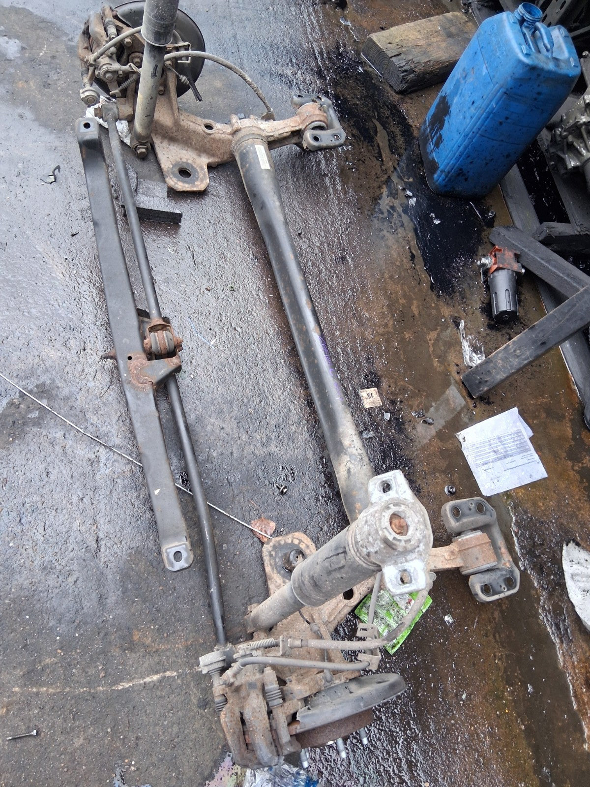 VAUXHALL ZAFIRA C 2017 REAR COMPLETE AXLE BEAM DISC ASSEMBLY