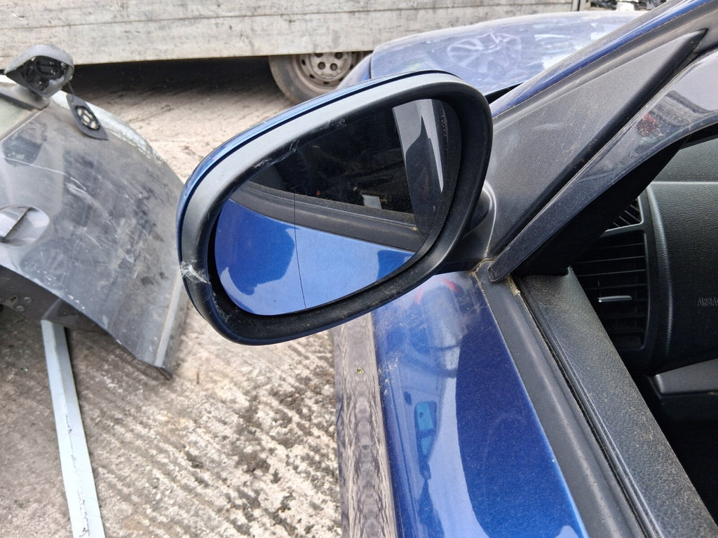 2011 BMW 1 SERIES NSF PASSENGER SIDE LEFT WING MIRROR BLUE