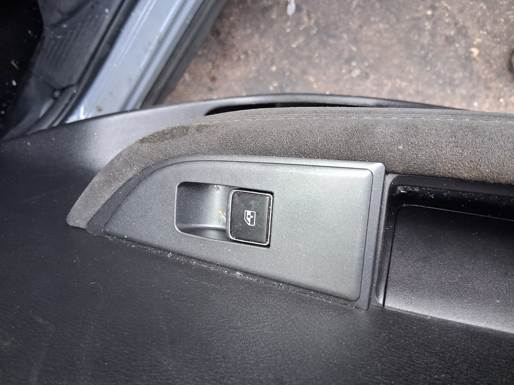 2024 NISSAN QASHQAI J12 MK3 NSR PASSENGER SIDE REAR LEFT WINDOW CONTROL SWITCH