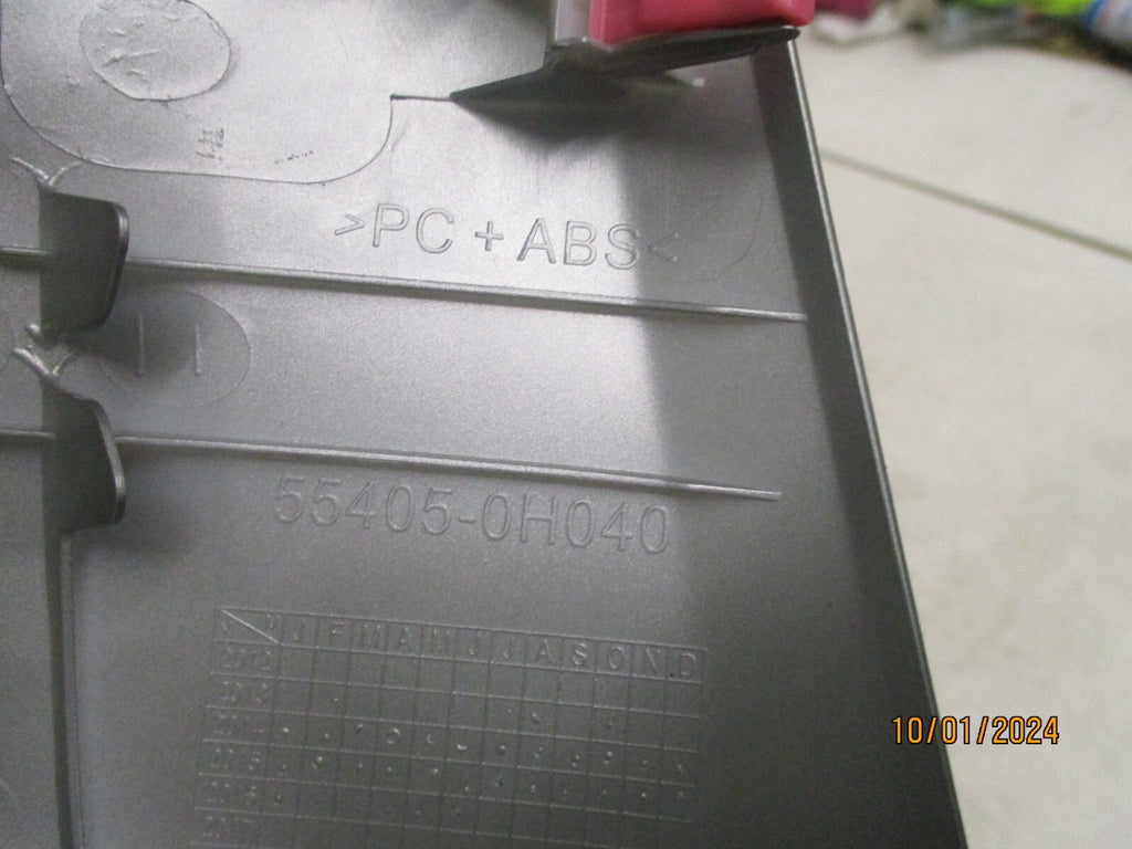 PEUGEOT 108 2016 CENTRE DASHBOARD DASH DISPLAY SWITCH SURROUND 554050H040