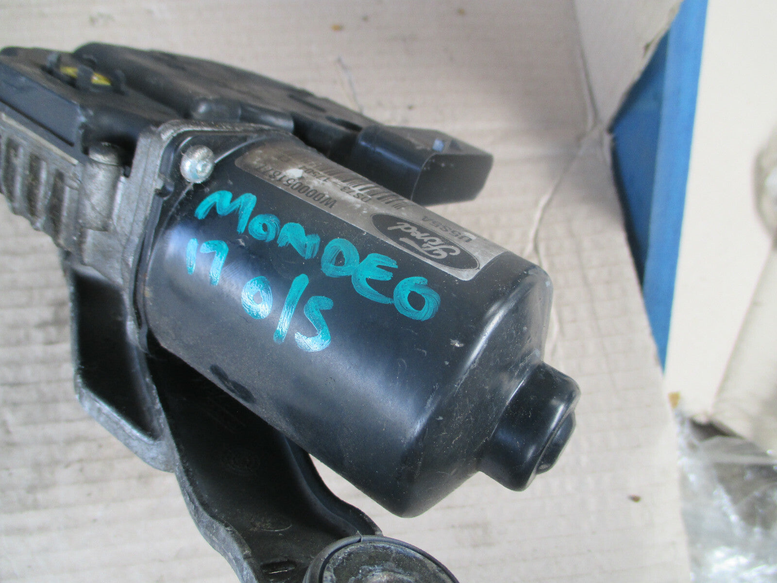 FORD MONDEO MK5 2017 FRONT WINDSCREEN OSF DRIVER SIDE WIPER MOTOR DS7317504CE