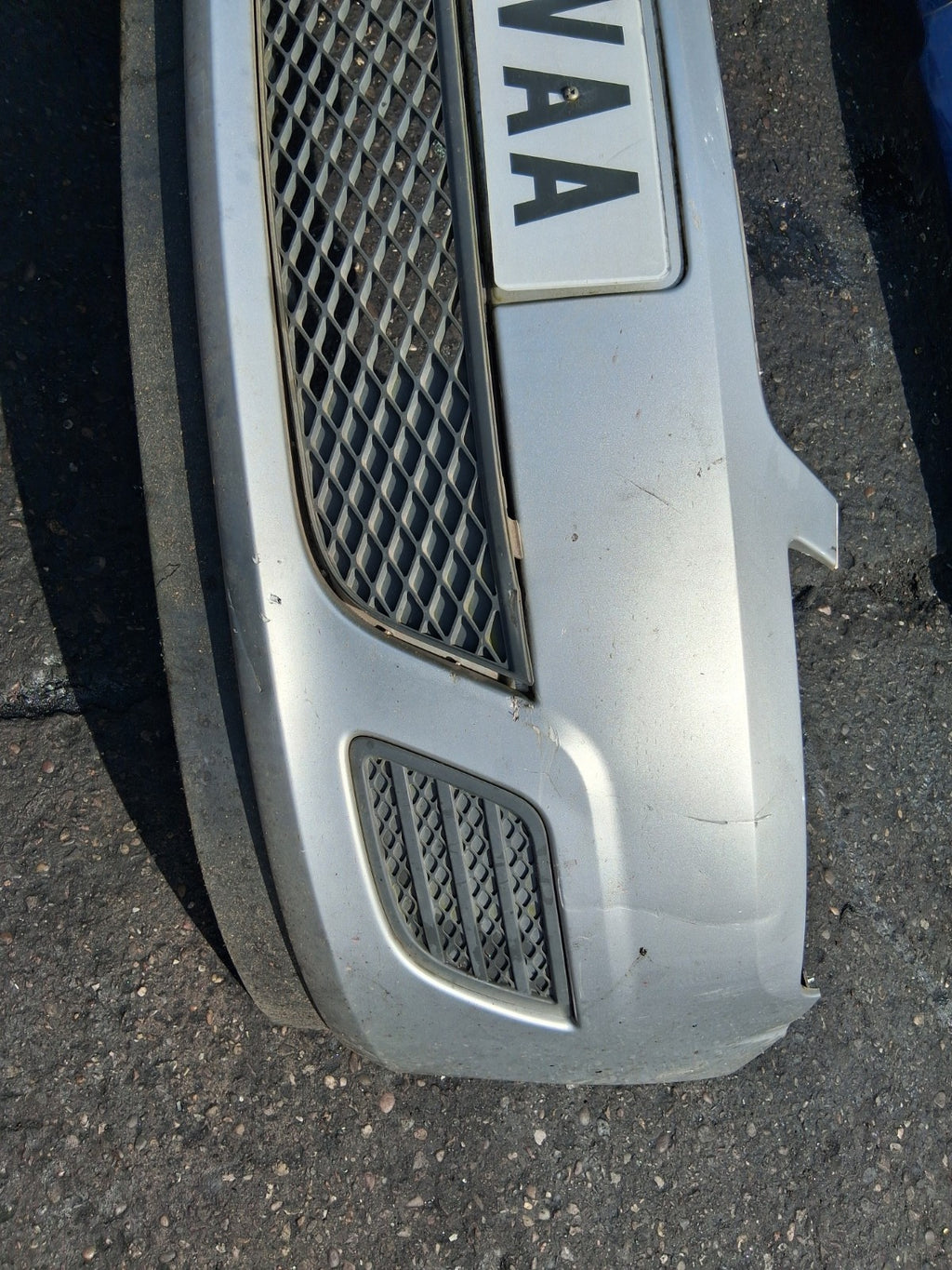 2006 FORD FIESTA MK6 COMPLETE FRONT BUMPER SILVER