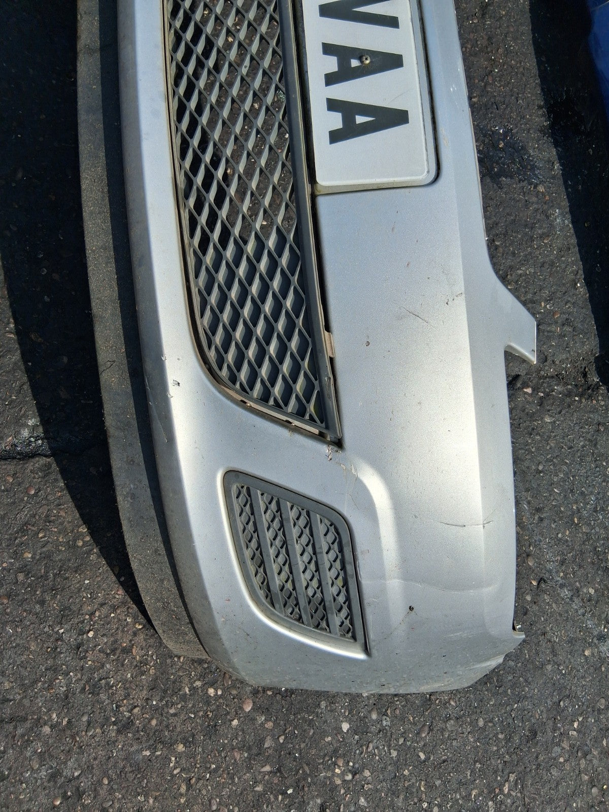 2006 FORD FIESTA MK6 COMPLETE FRONT BUMPER SILVER
