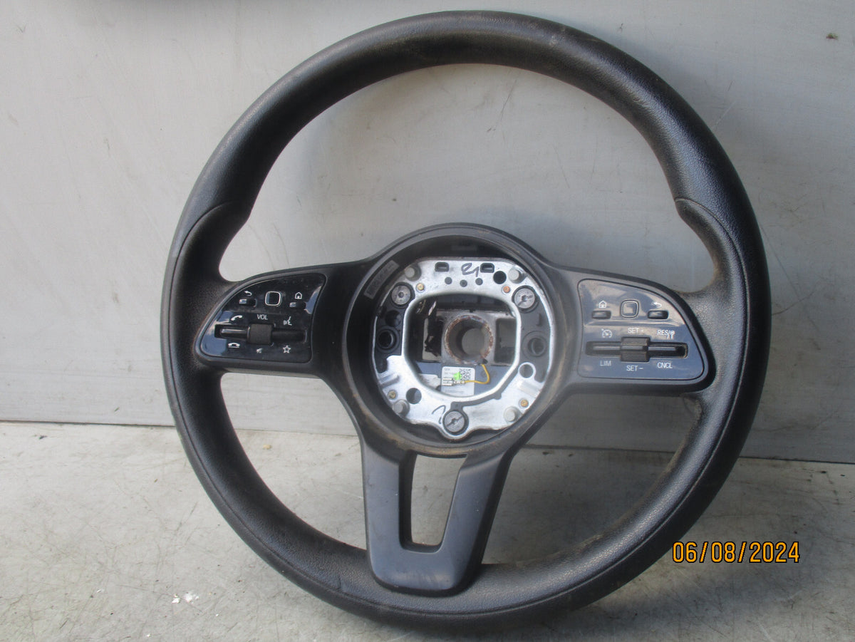2020 MERCEDES BENZ SPRINTER W907 MULTIFUNCTION  STEERING WHEEL A9074600802