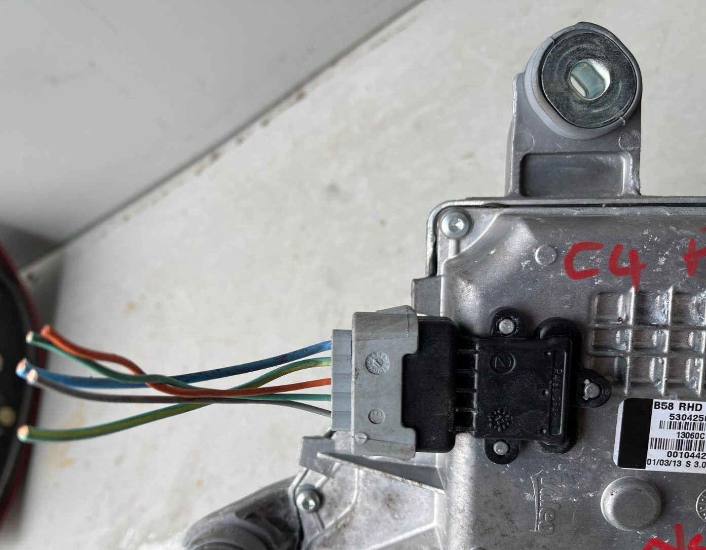 2013 CITROEN C4 PICASSO  FRONT WINDSCREEN WIPER MOTOR 9687622280