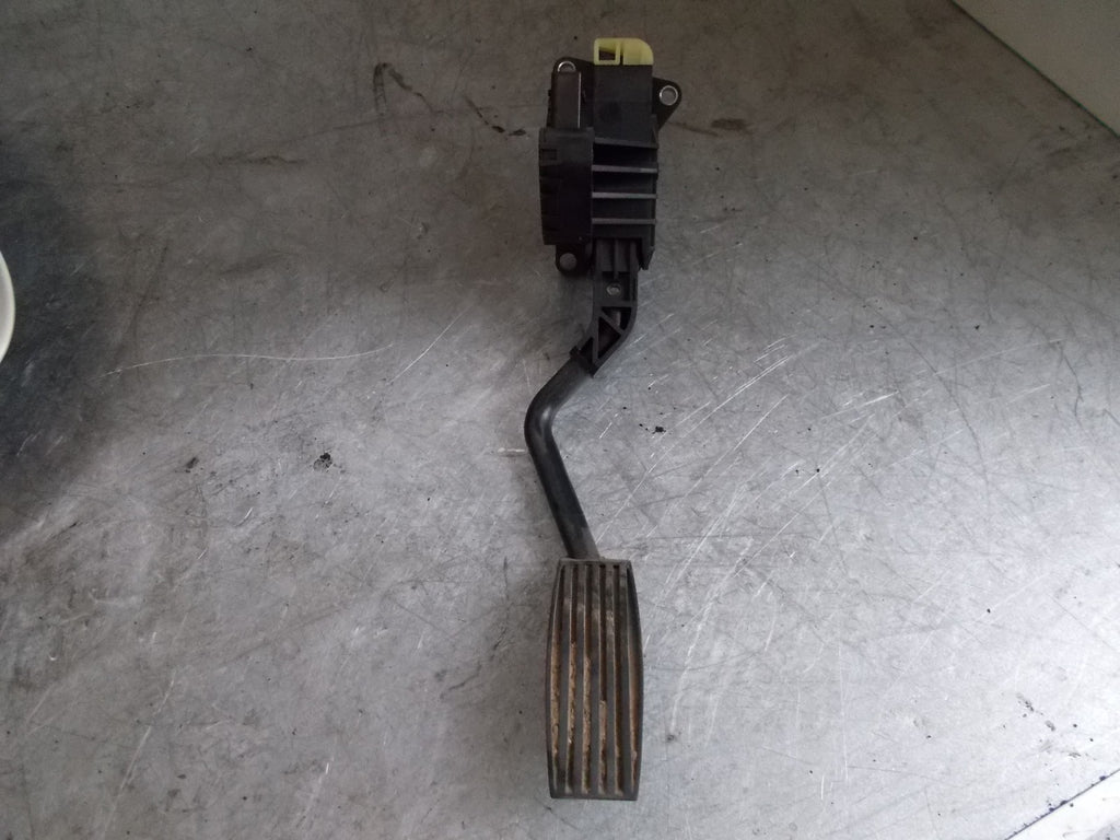 2009 VAUXHALL CORSA ACTIVE 1.0 PETROL ACCELERATOR THROTTLE PEDAL 13305805