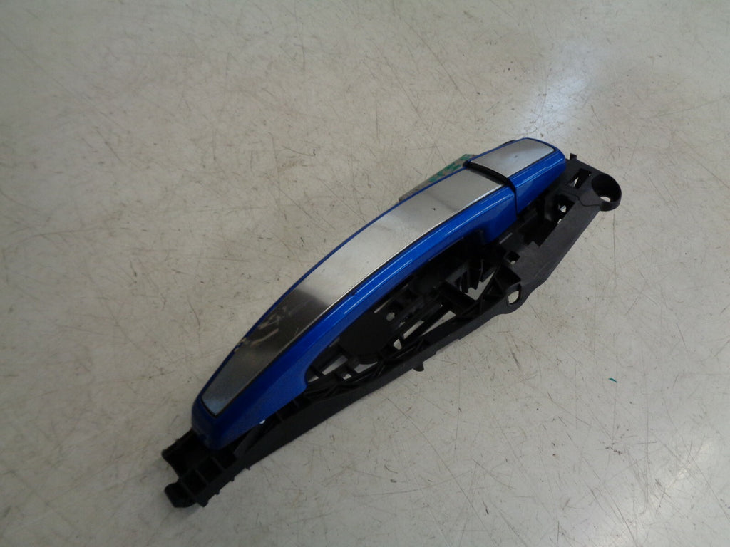 VAUXHALL MOKKA M K1 2013 NSF PASSENGER FRONT EXTERIOR DOOR HANDLE CHROME BLUE
