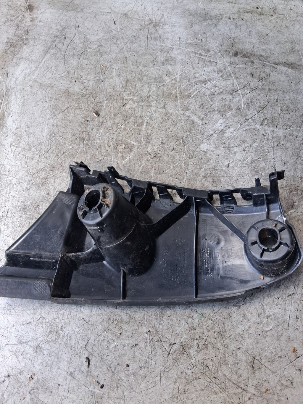 2021 MERCEDES BENZ A CLASS REAR SIDE BUMPER BRACKET A1778853502
