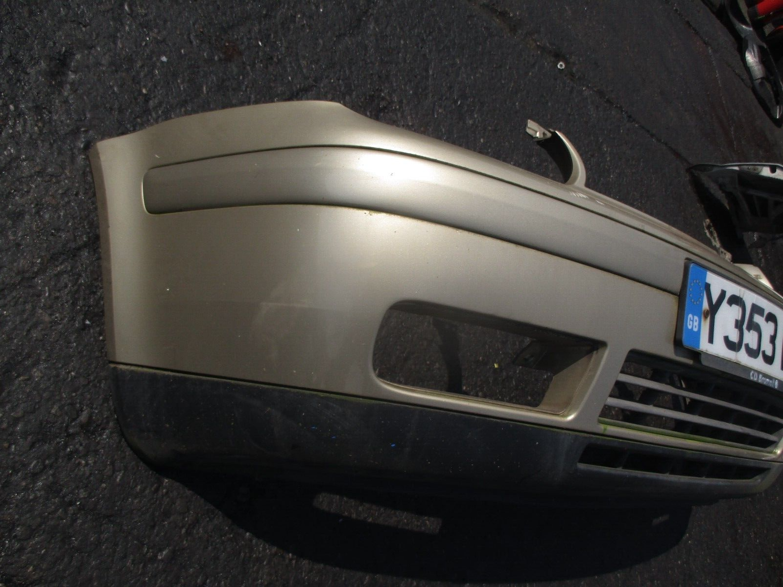 2001 VOLKSWAGEN GOLF MK4 FRONT BUMPER BEIGE