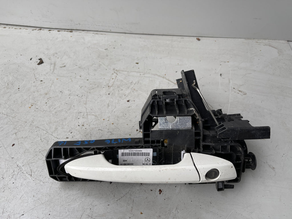 MERCEDES BENZ A CLASS W176 DRIVER SIDE FRONT DOOR LOCK 01150180002