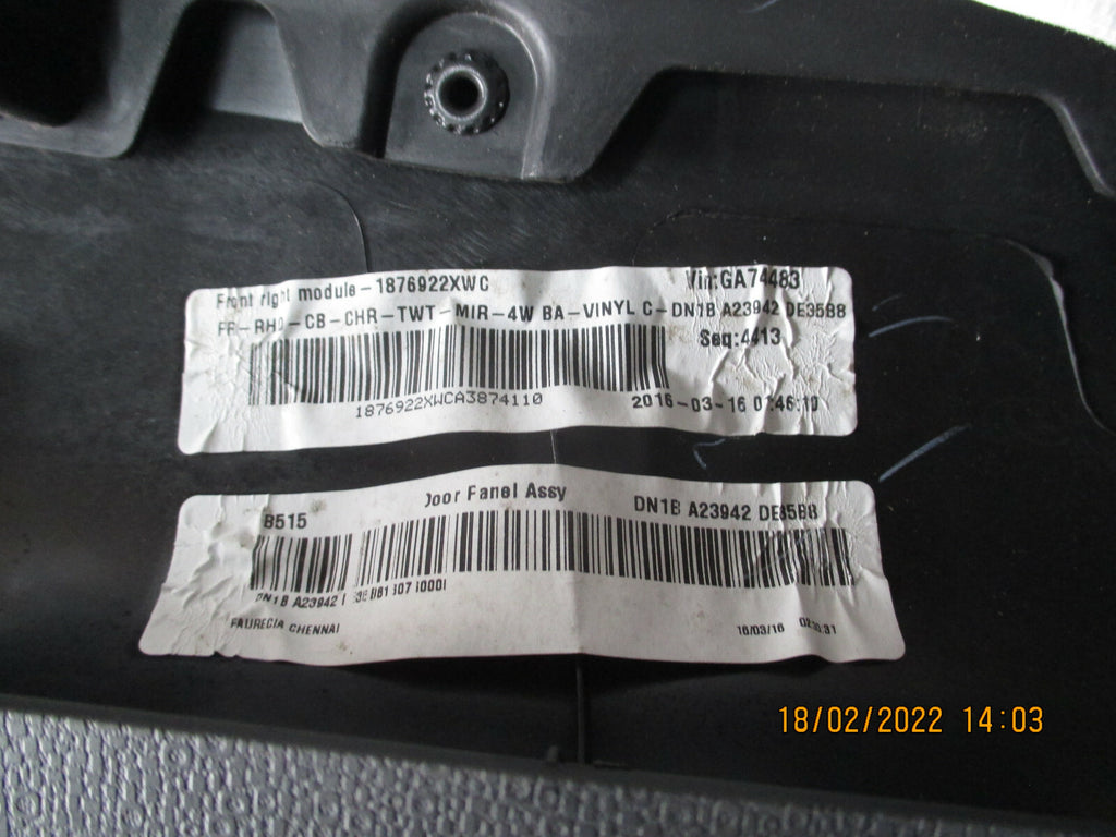 FORD ECOSPORT 2016 OSF DRIVER SIDE FRONT PLASTIC DOOR CARD PANEL TRIM SWITCH