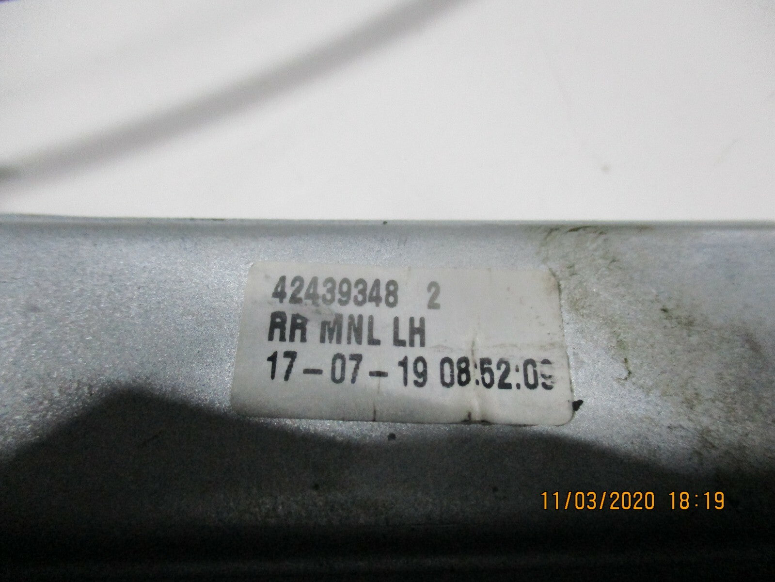 VAUXHALL VIVA 2017 NSR PASSENGER SIDE REAR MANUAL WINDOW REGULATOR 42439348