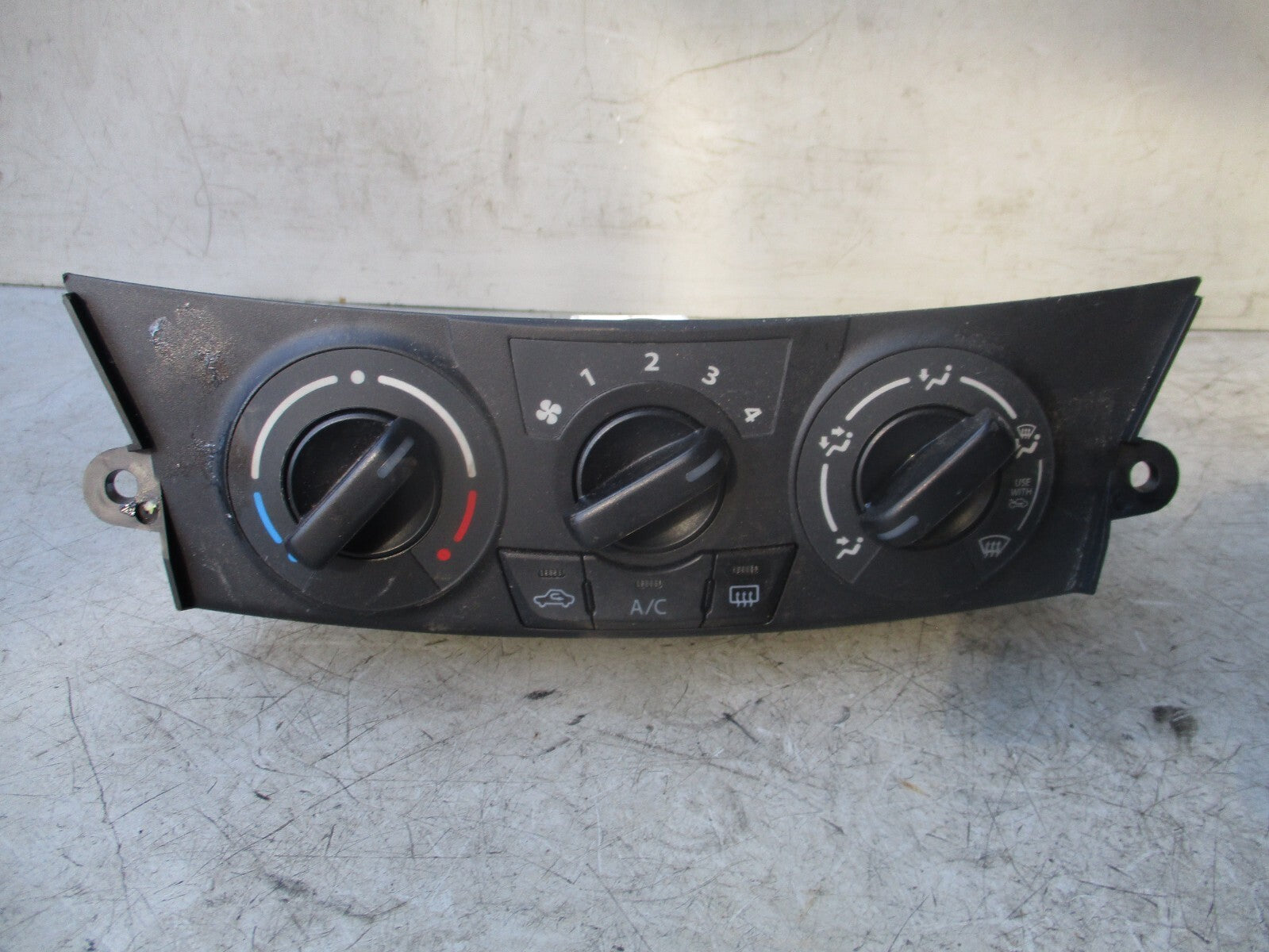 SUZUKI SWIFT MK3 2017 HEATER AC CLIMATE CONTROL SWITCH PANEL