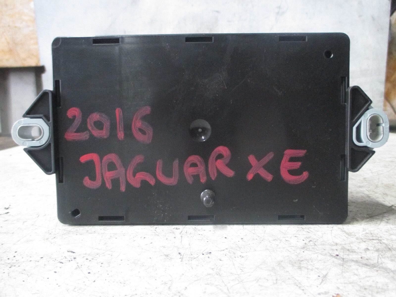 JAGUAR XE X760 2016 2.0 DIESEL FUSE BOX CONTROL MODULE ECU CPLA14Q073AA