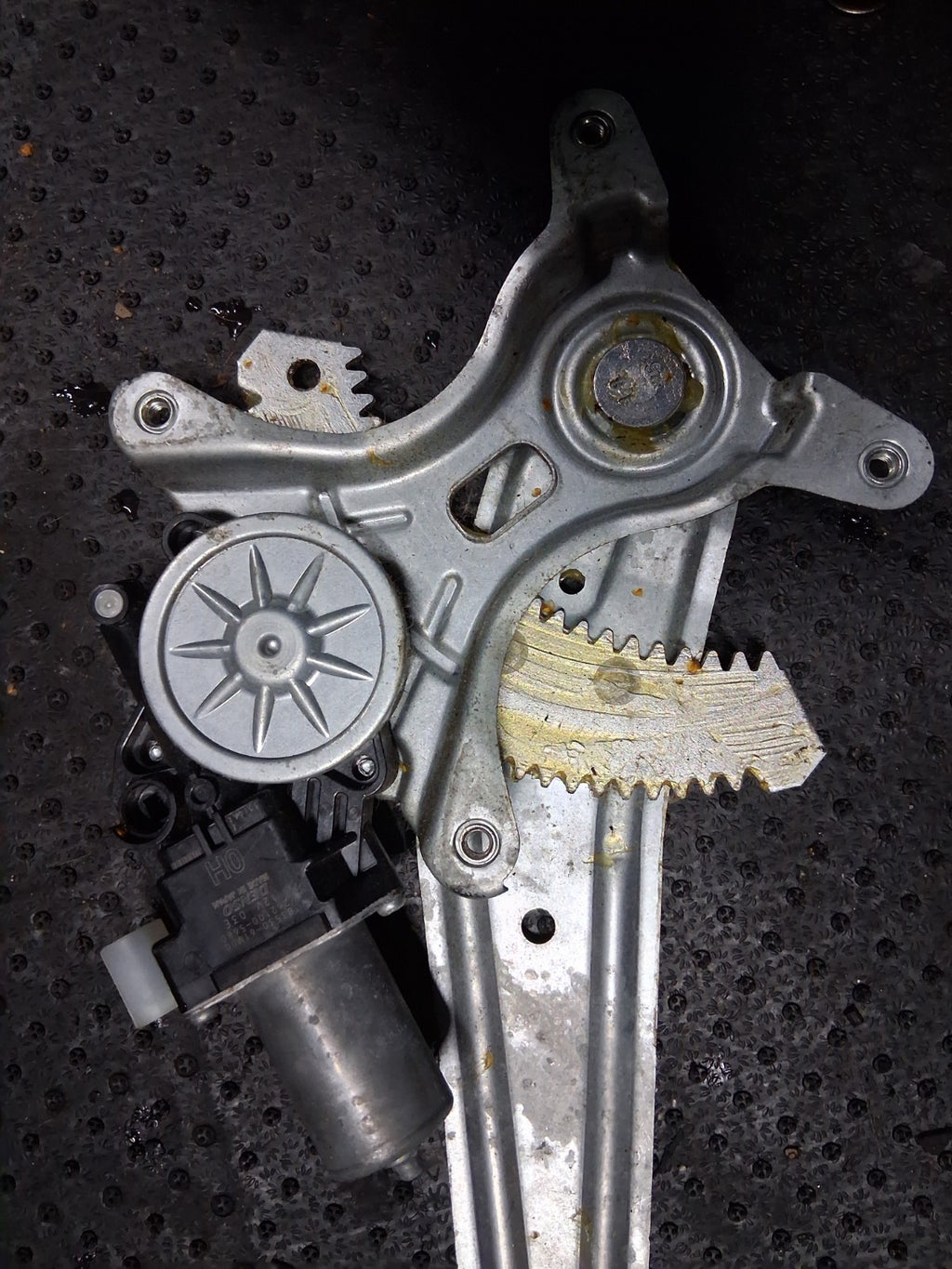 2022 SUZUKI VITARA MK4 OSR DRIVER SIDE REAR WINDOW MOTOR & REGULATOR 8353061M00