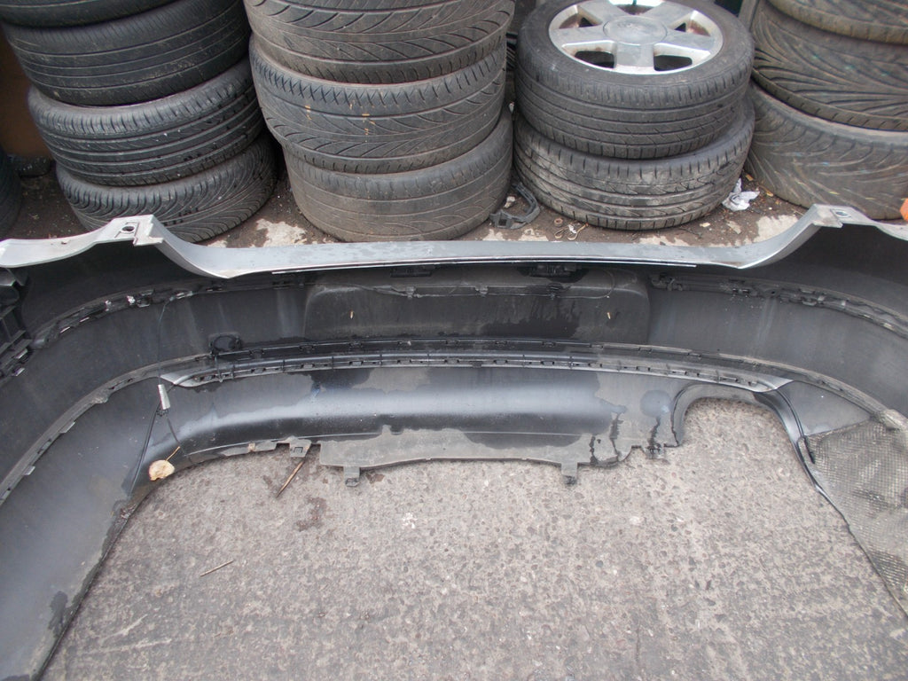 VW VOLKSWAGEN PASSAT B6 REAR BUMPER SILVER