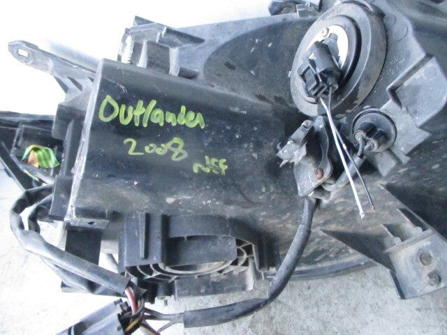 2008 MITSUBISHI OUTLANDER MK2 NSF PASSENGER SIDE LEFT FRONT HEADLIGHT