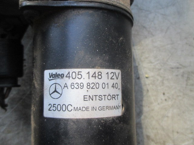 2011 MERCEDES-BENZ VITO W639 FRONT WIPER MOTOR & LINKAGE A6398200140