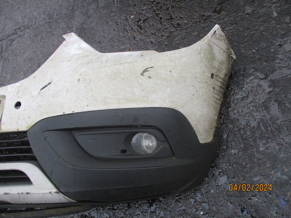 VAUXHALL CROSSLAND X 2018 FRONT BUMPER FOG LIGHT WHITE DAMAGED