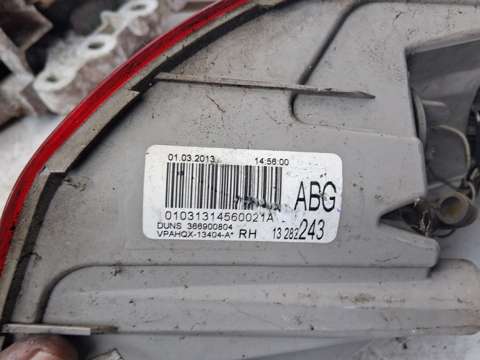 2013 VAUXHALL ASTRA J ESTATE OSR DRIVER REAR RIGHT OUTER TAIL LIGHT 13282243