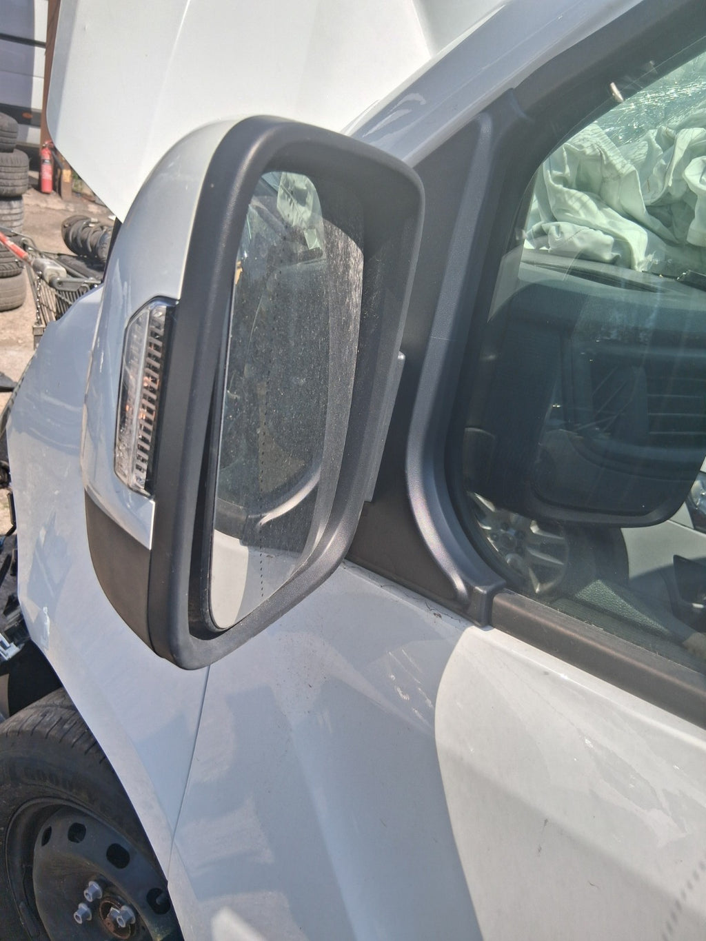 2025 RENAULT TRAFIC X82 MK3 NSF PASSENGER SIDE FRONT LEFT WING MIRROR WHITE