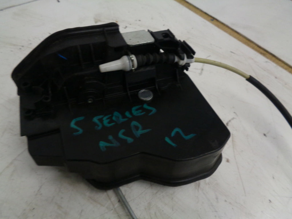 BMW 5 SERIES 2012 F10 NSR PASSENGER REAR LOCK MECHANISM WITH EXTERIOR HANDLE