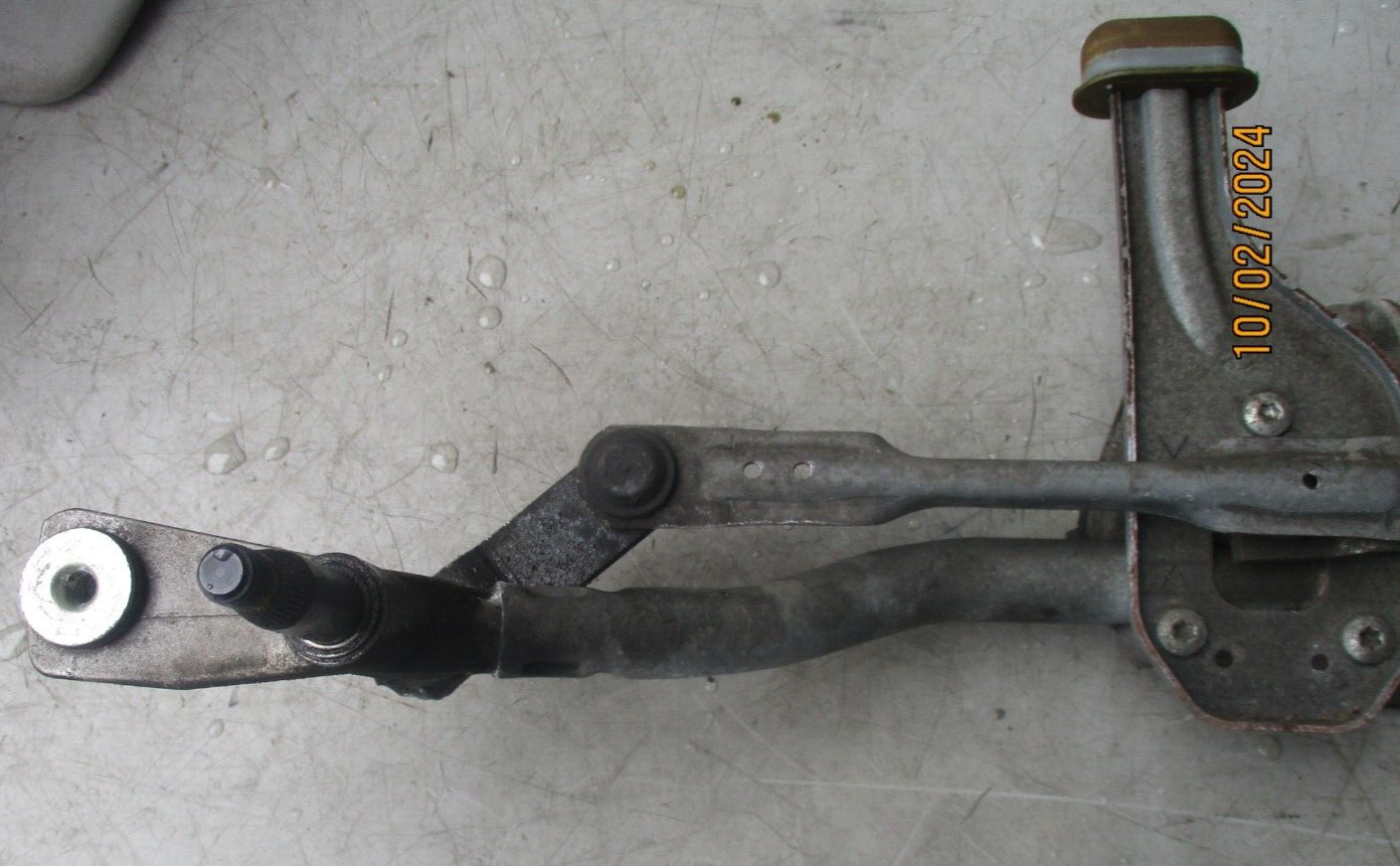 2017 VAUXHALL VIVARO FRONT WIPER  MOTOR AND LINKAGE 0390243508