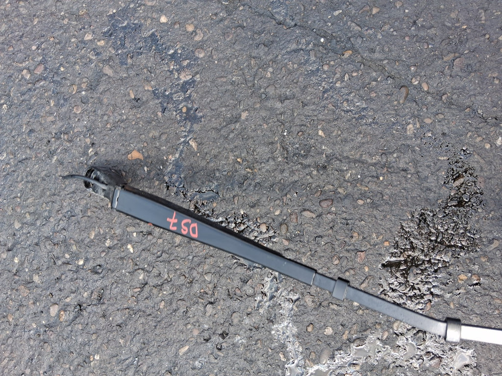2024 DS AUTOMOBILES DS 7 FRONT WINDSCREEN WIPER ARM SET 970362031