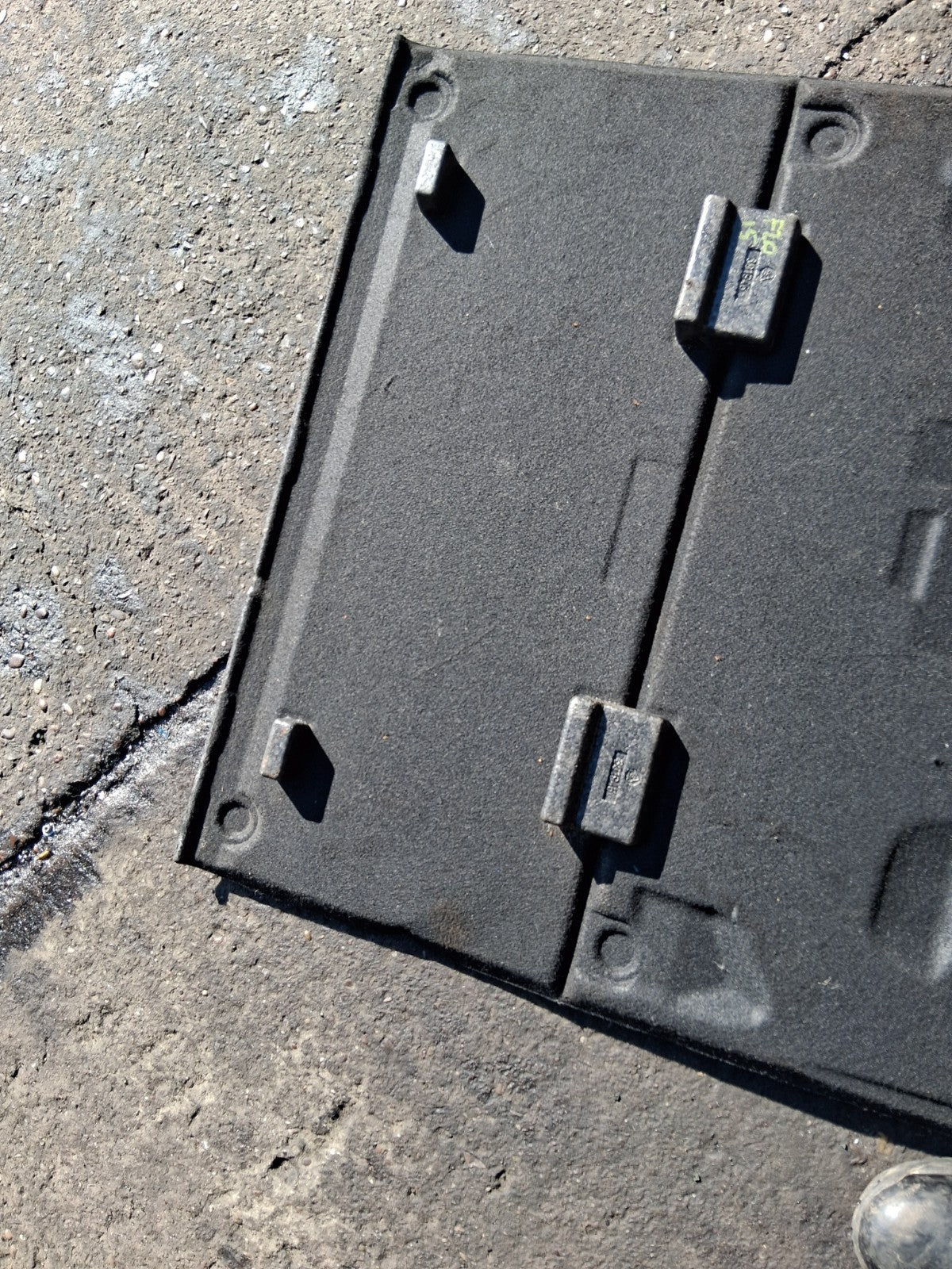 BMW 1 SERIES F20 LCI 2015 REAR BOOT FLOOR LINER CARPET MAT 7221879