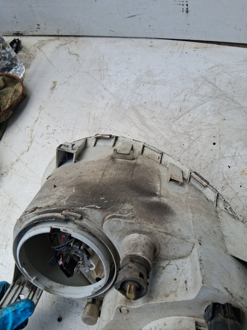 1996 MG F NSF PASSENGER SIDE FRONT HEADLIGHT 66918650