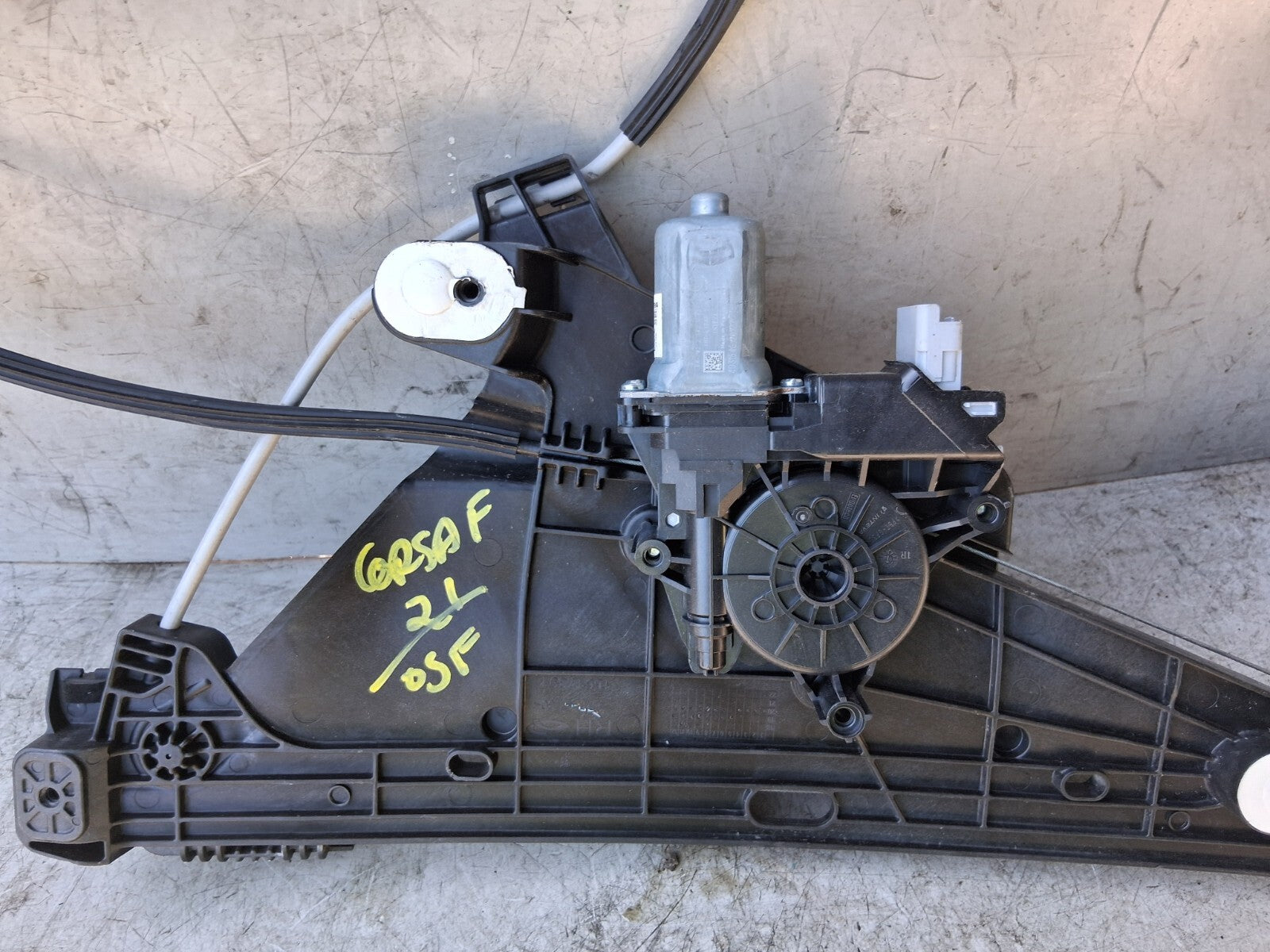 VAUXHALL CORSA F 2021 OSF DRIVER SIDE FRONT WINDOW MOTOR & REGULATOR 9829043380