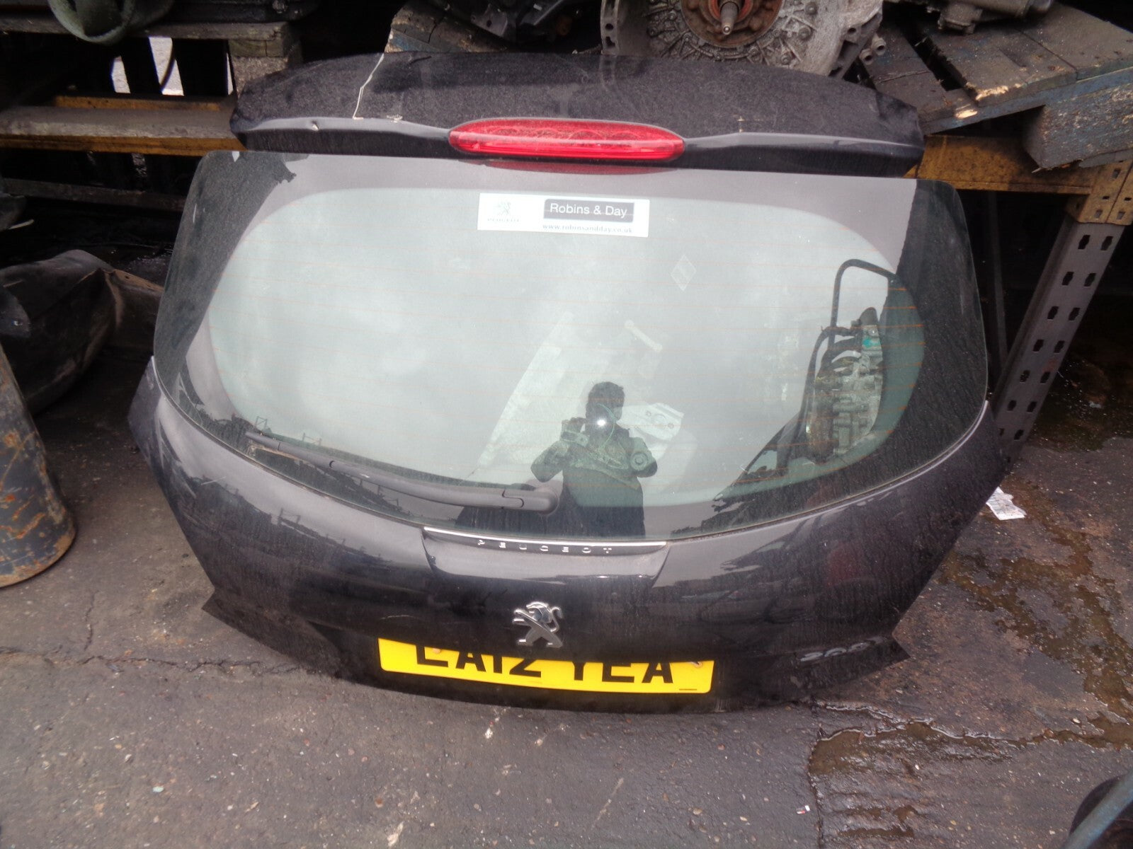 PEUGEOT 208 2012 5 DOOR REAR COMPLETE TAILGATE BOOTLID BLACK