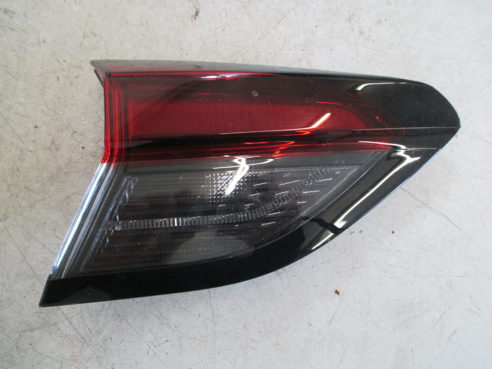 VAUXHALL CORSA F 2020 NSR PASSENGER REAR INNER BOOTLID TAIL LIGHT 9830097780