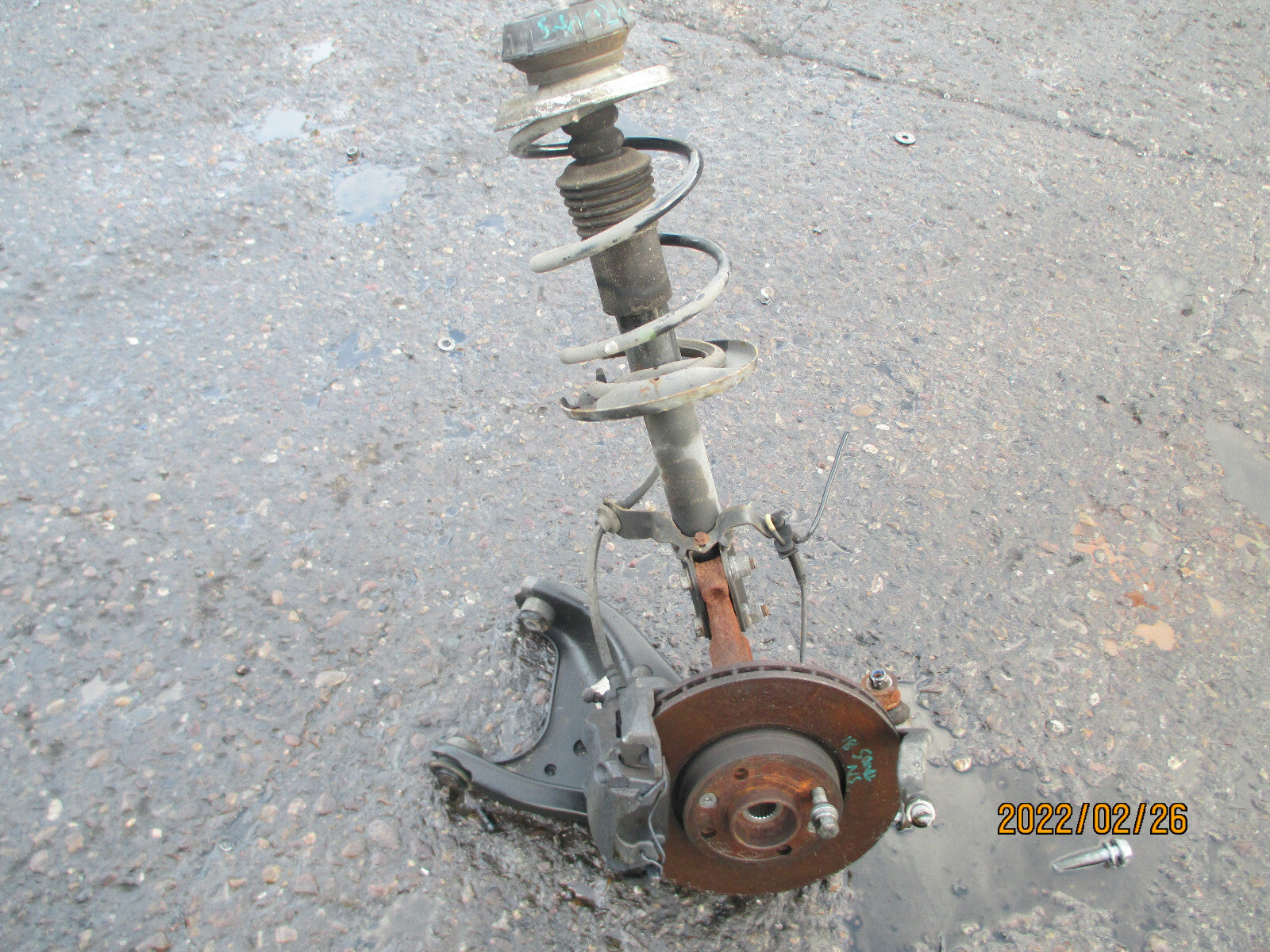 DACIA SANDERO 2017 MK2 NSF PASSENGER SIDE FRONT SHOCK SUSPENSION CALIPER HUB