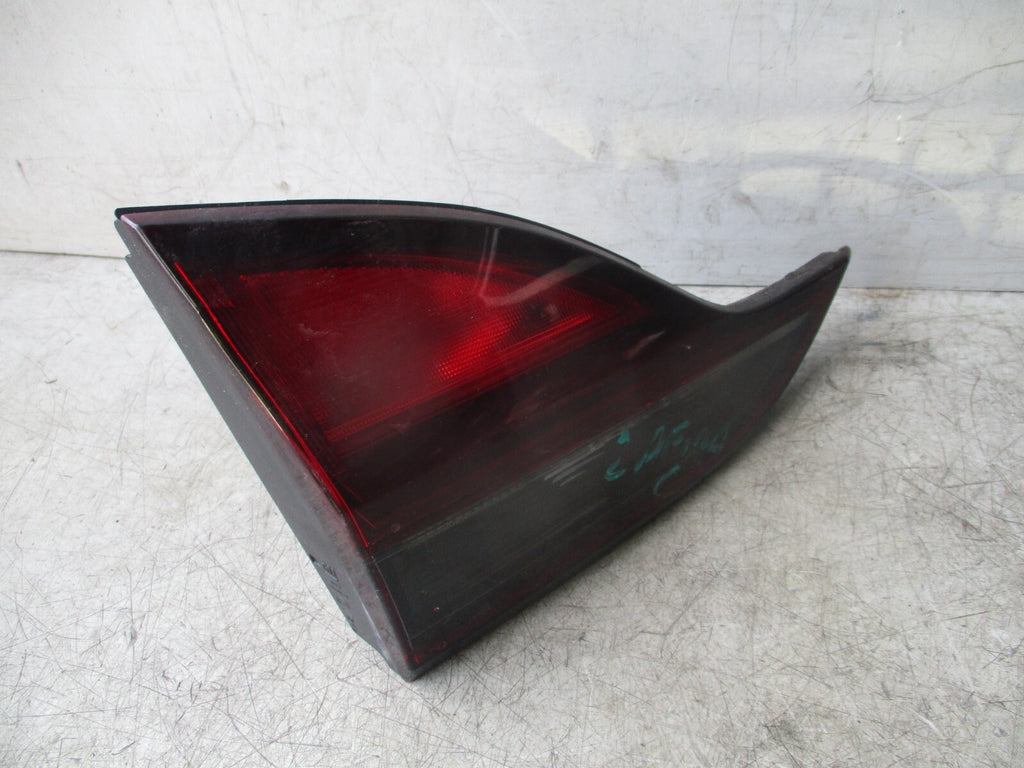 2016 VAUXHALL ZAFIRA C TOURER NSR PASSENGER SIDE REAR INNER TAIL LIGHT 13288832