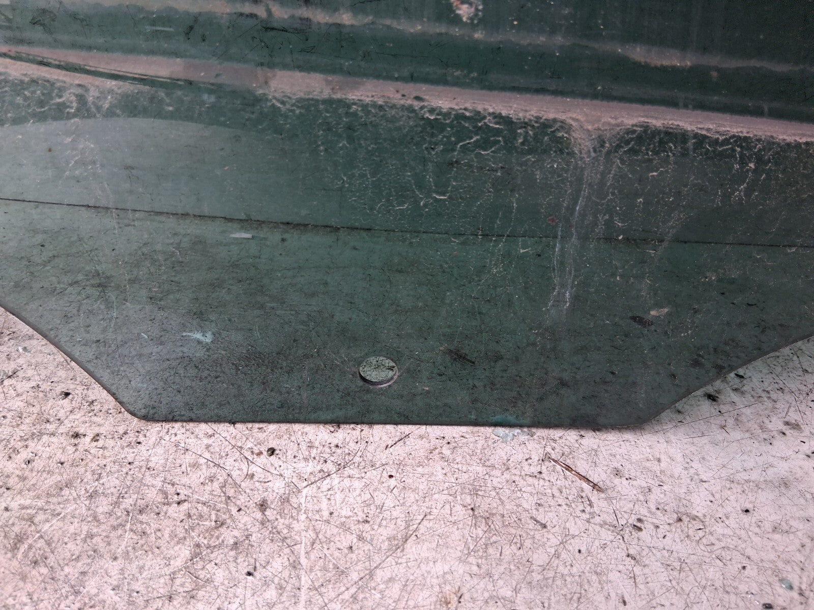VOLKSWAGEN GOLF MK7 2019 OSR DRIVER SIDE REAR BACK RIGHT WINDOW GLASS 43R001108