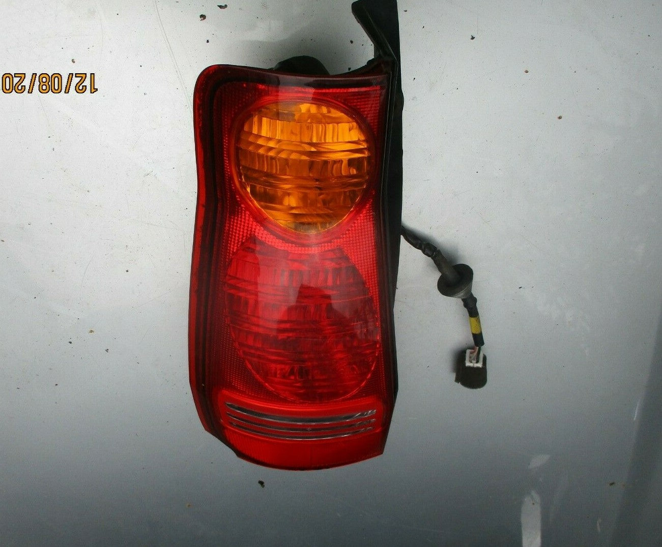 HYUNDAI MATRIX NSR NEAR PASSENGER SIDE REAR LIGHT TAIL LIGHT