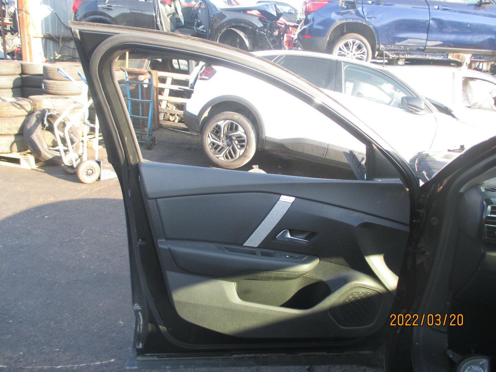 CITROEN C4 MK3 2021 NSF PASSENGER SIDE FRONT DOOR BARE DOORCARD