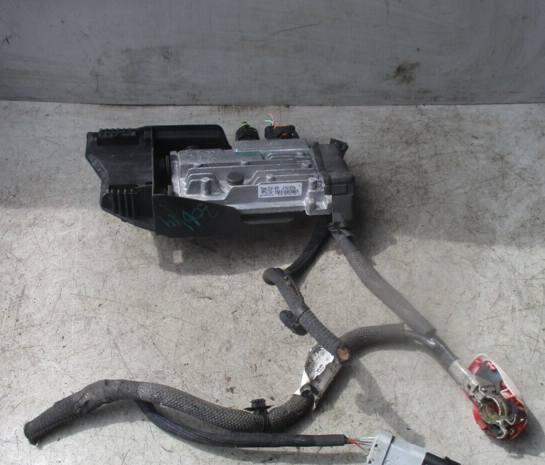 2014 PEUGEOT 306 BATTERY CLAMP COVER 9807896180
